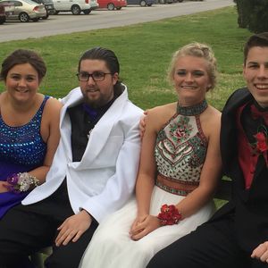 Meet your Posher, Lauren